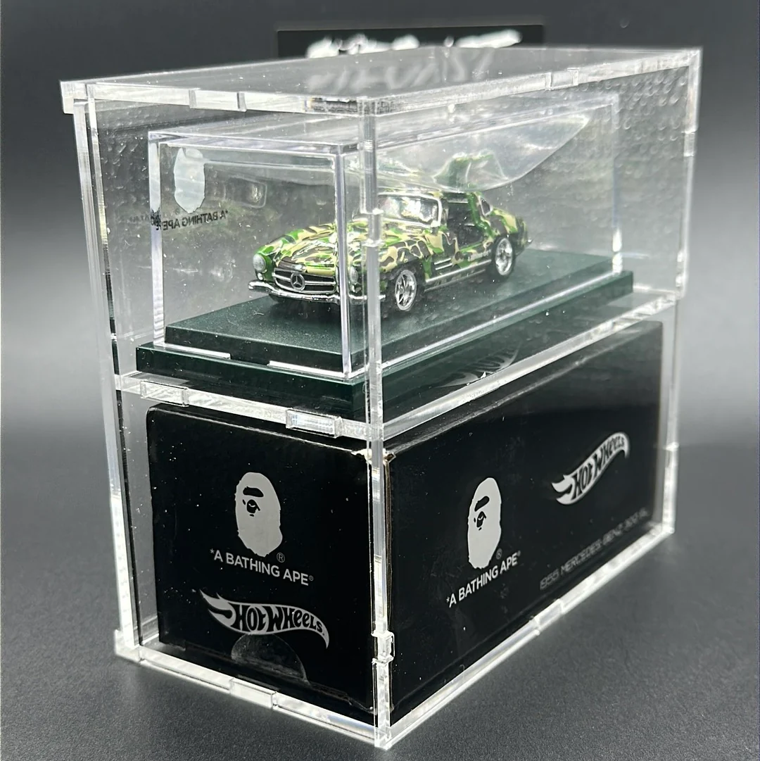 1955 Mercedes Benz 300 SL Camo - HOTWHEELS X BAPE COLLAB RLC w/ Acrylic case BUNDLE - Image 5