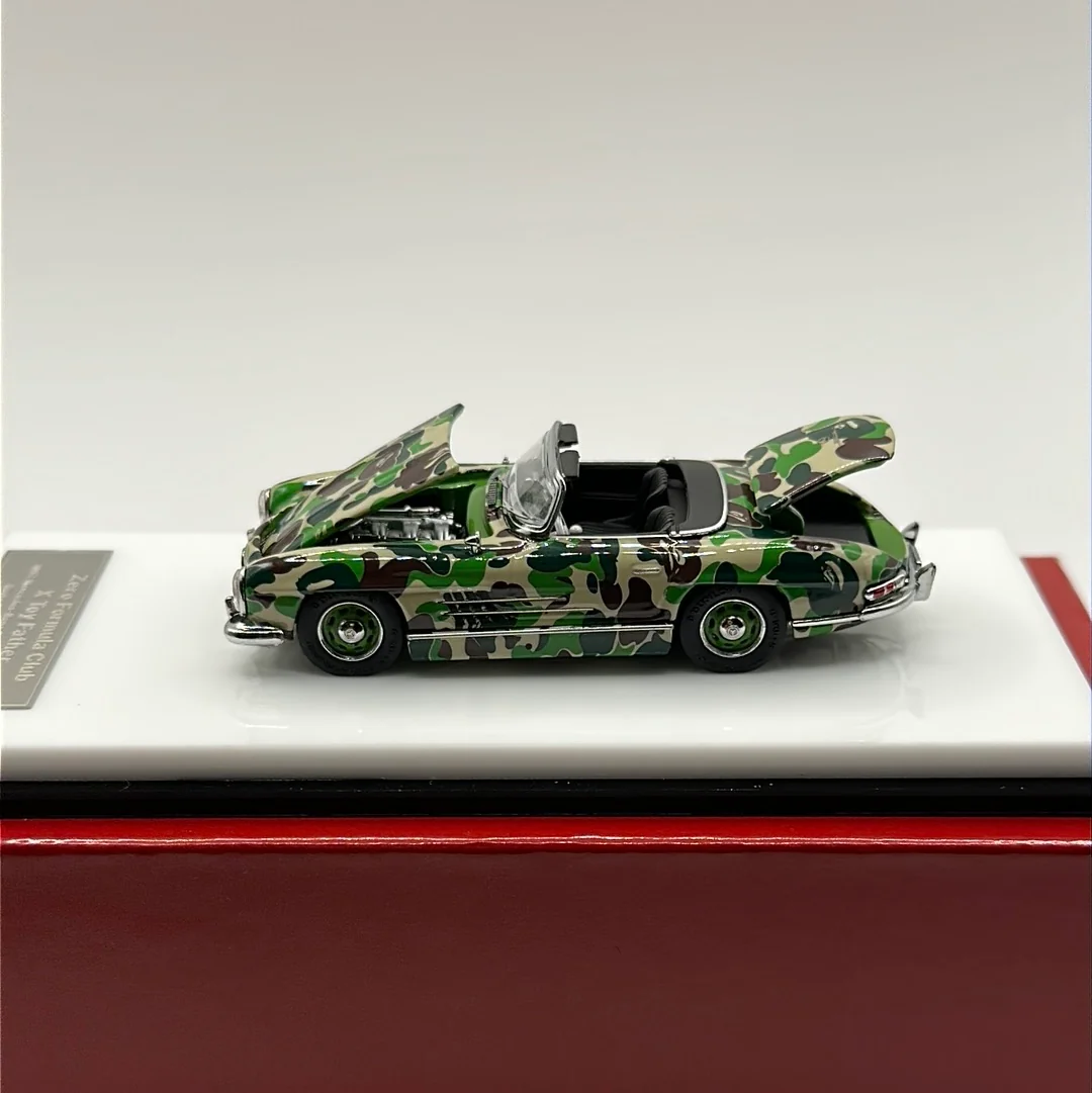 BAPE Green 1957 Mercedes-Benz 300SL Roadster Limited Edition 300pcs Made 1:64 Scale - Image 3