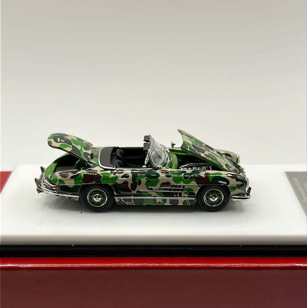 BAPE Green 1957 Mercedes-Benz 300SL Roadster Limited Edition 300pcs Made 1:64 Scale - Image 6