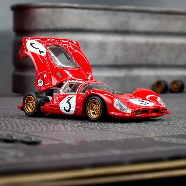 1967 Ferrari 330 P4 - Hot Wheels Elite 64 - Image 3