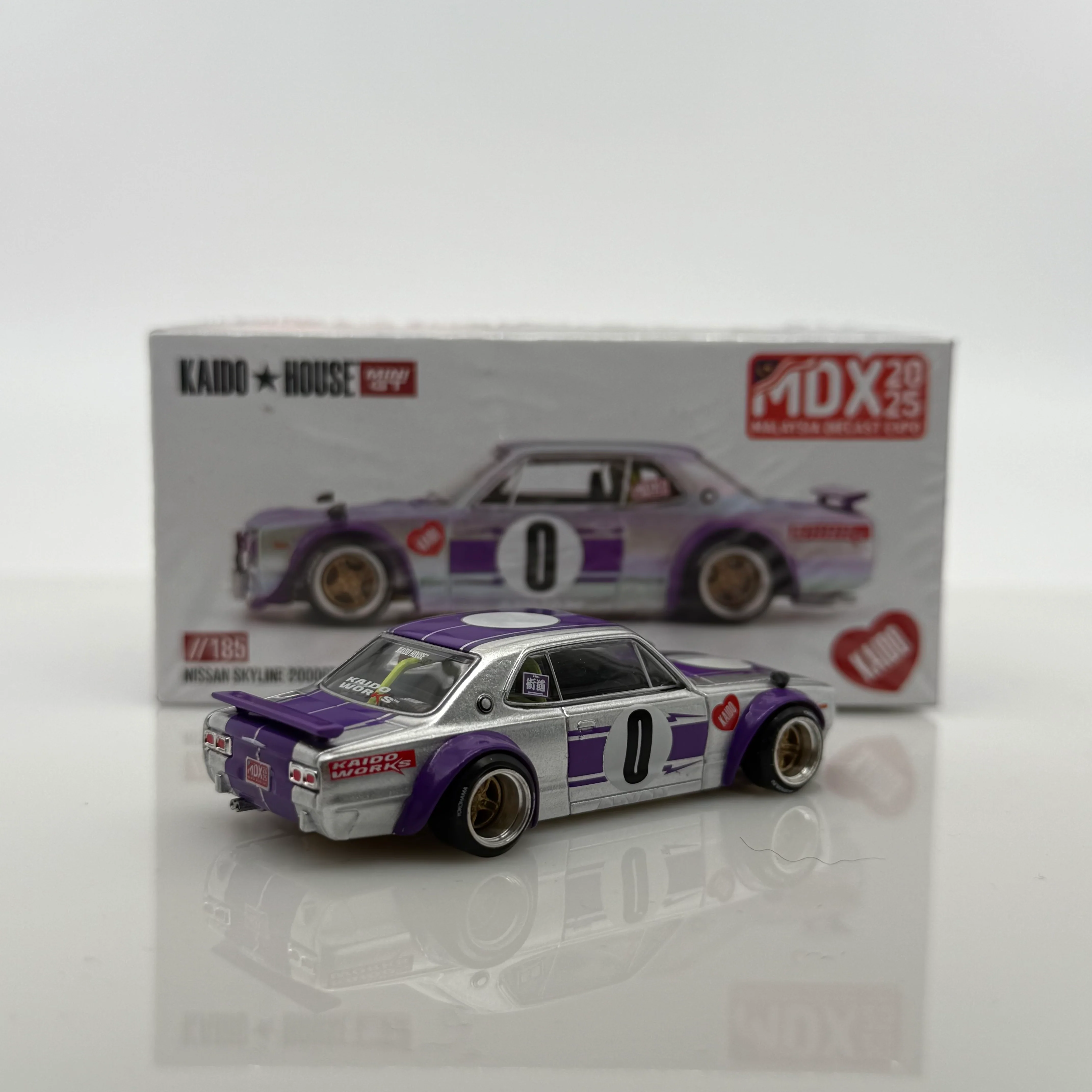 2025 MDX Exclusive Kaido House x Mini GT Nissan Skyline 2000GT-R KGPC10 Kaido Works “Opened” - Image 3