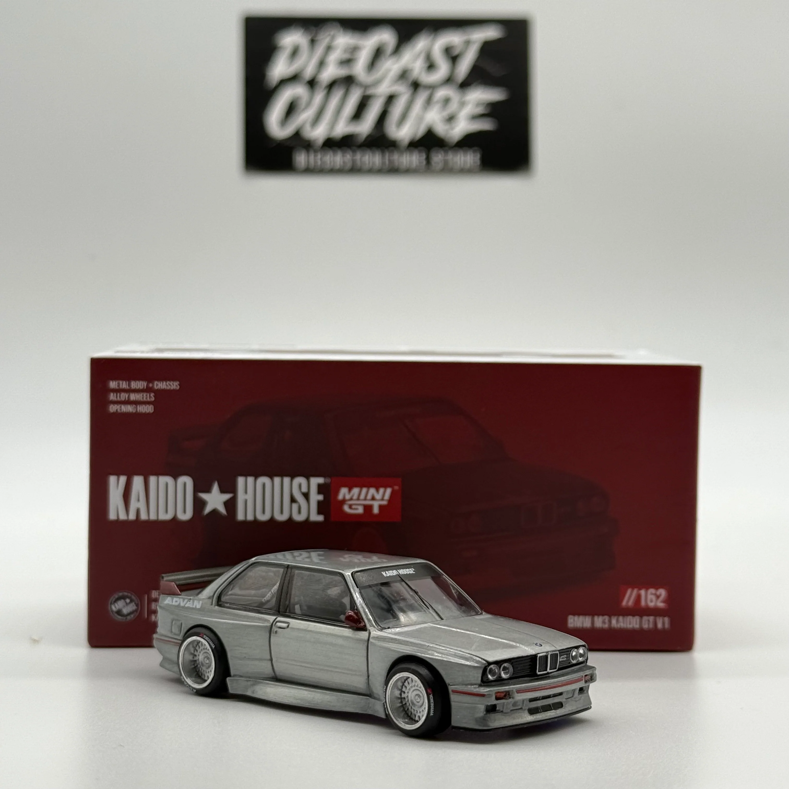 BMW M3 Kaido GT V1 *CHASE* //162 Kaido House x MiniGT