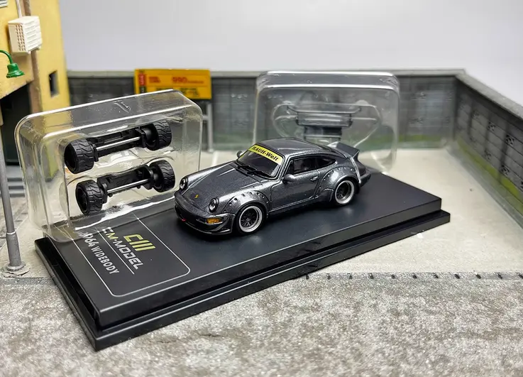 CM Model Porsche 964 RWB Widebody 1:64 Scale - Image 2