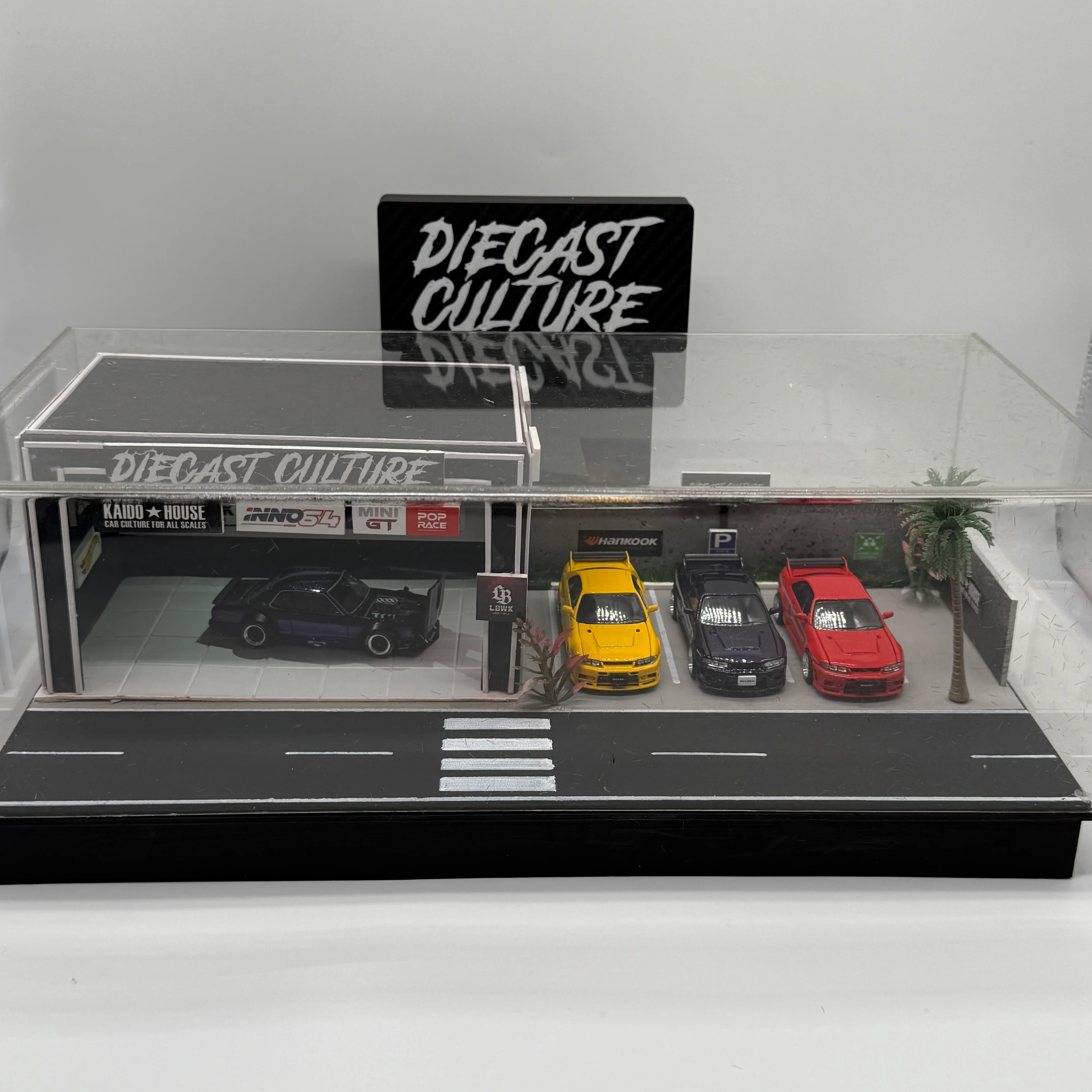 Diecast Culture Diorama - Custom Hand Made Limited to 20pcs *Battery Powered* - Image 3