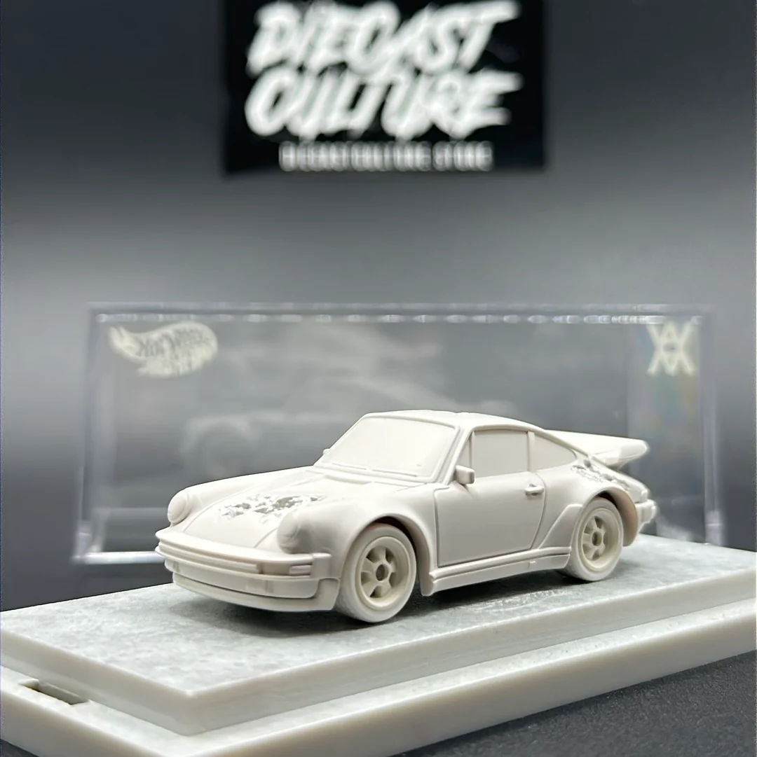 Eroded Porsche 930 Hotwheels x Daniel Arsham - Mattel Creations *No box*
