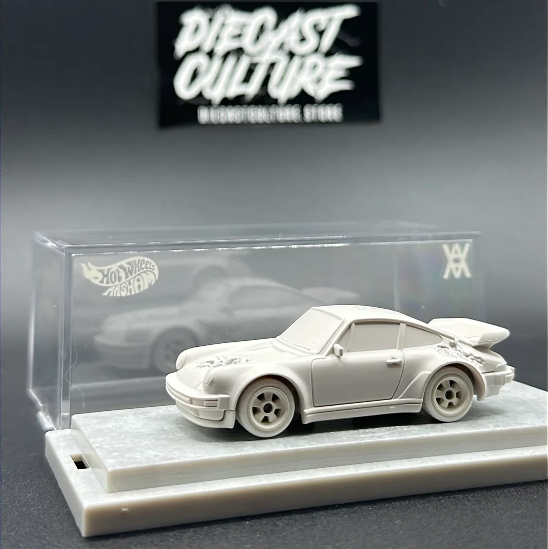Eroded Porsche 930 Hotwheels x Daniel Arsham - Mattel Creations *No box* - Image 2