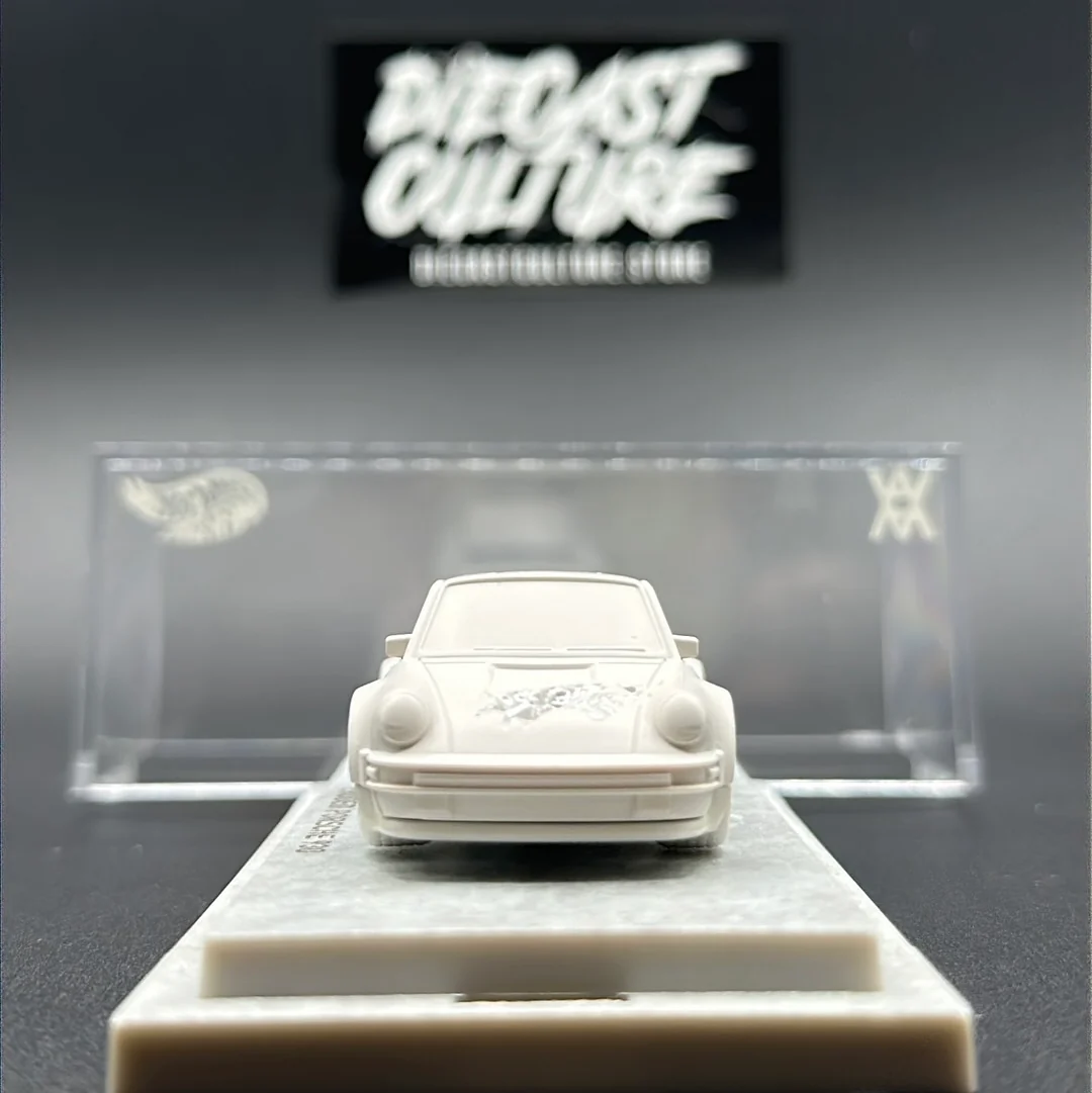Eroded Porsche 930 Hotwheels x Daniel Arsham - Mattel Creations *No box* - Image 3