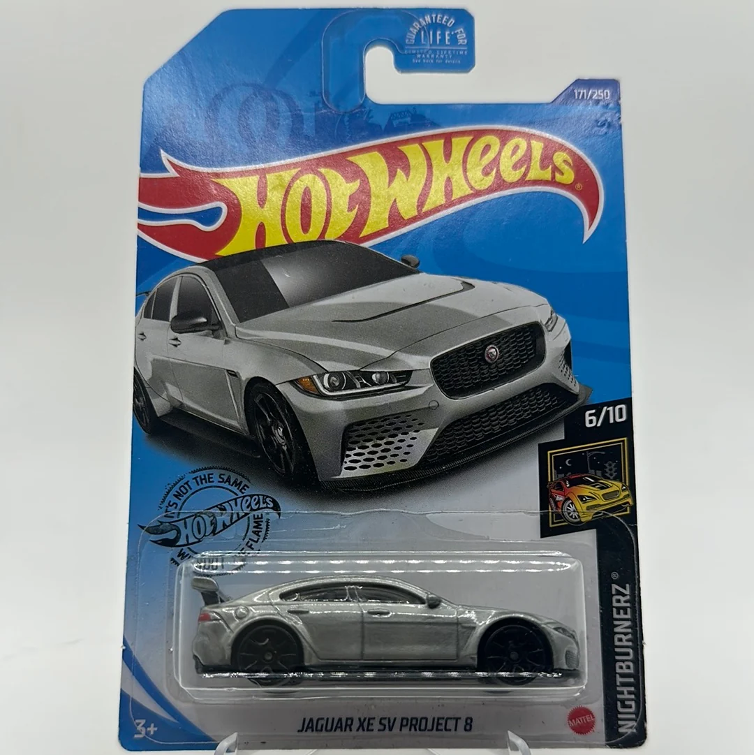 Jaguar XE SV Project 8 - NightBurnerz 6/10 Hotwheels Mainline 171/250 *Creased*