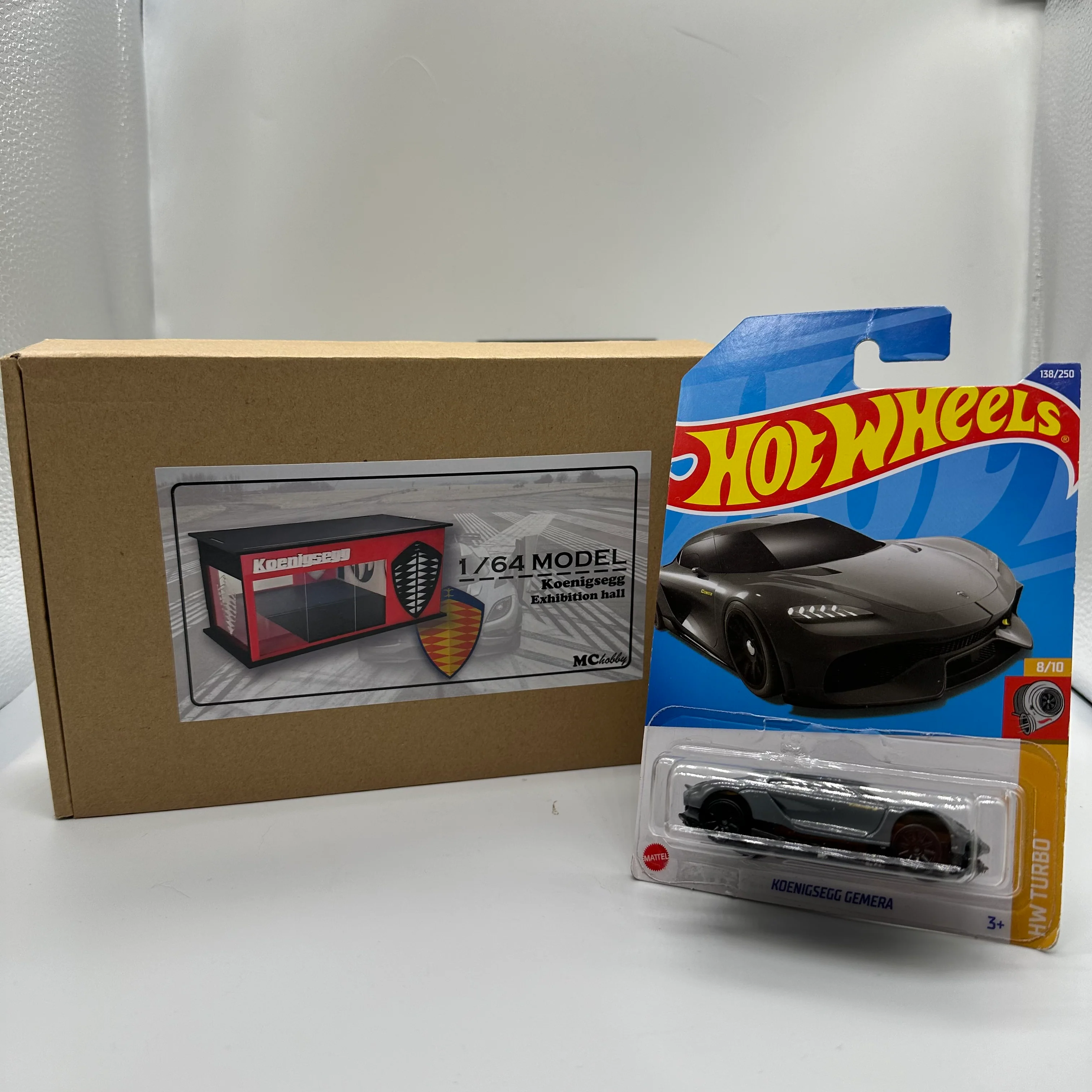 KOENIGSEGG DEALERSHIP Showroom Diorama Display with LED Lights G-FANS 1:64 - Image 4