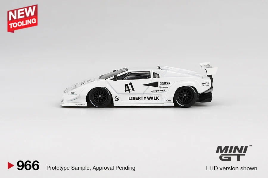 LAMBORGHINI COUNTACH LB-WORKS (WHITE) TOKYO AUTO SALON MINI GT 1:64 - Image 4