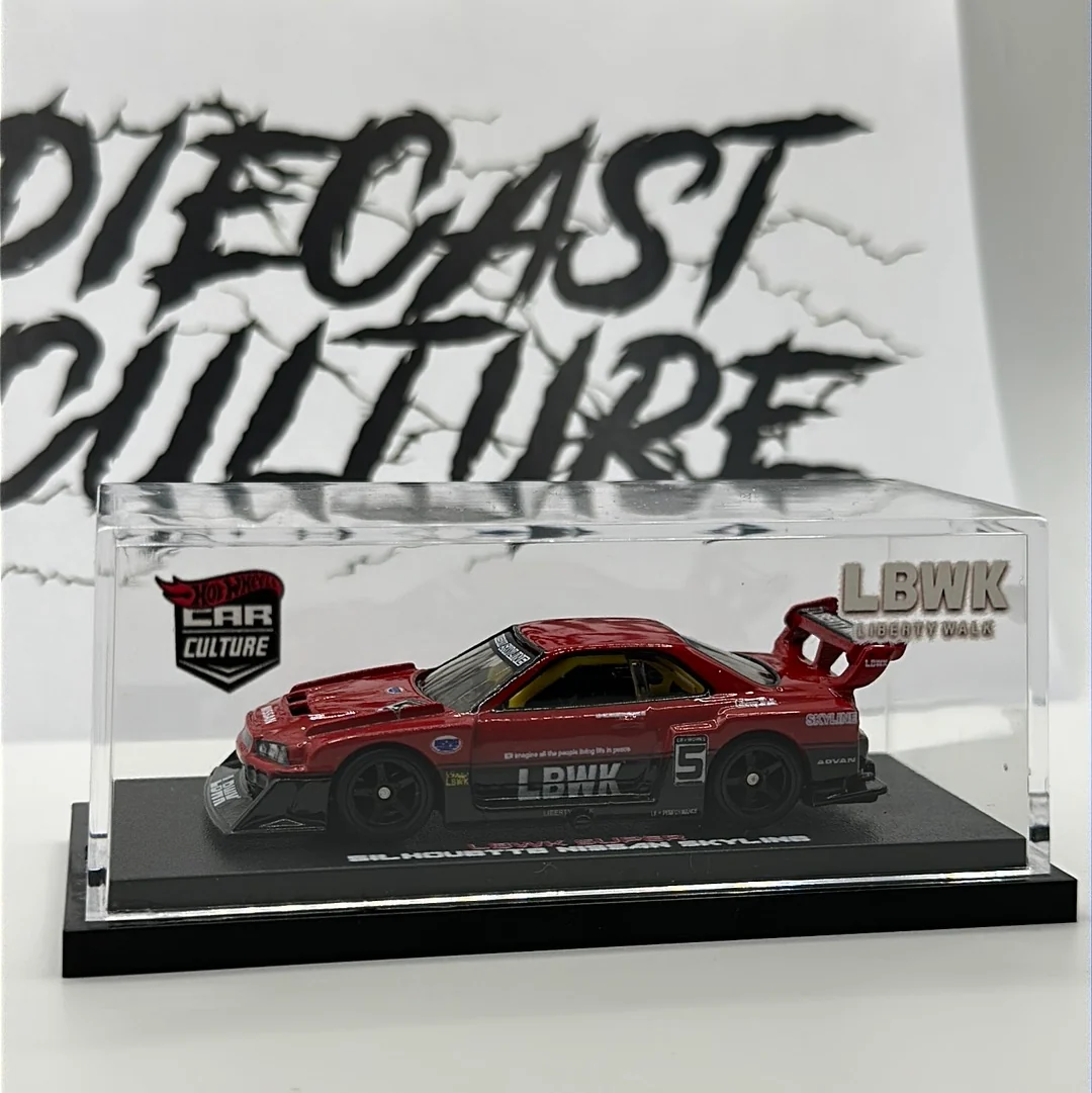 LBWK Super Silhouette Nissan Skyline R34 Hotwheels Premium w/ Custom Acrylic case - Image 2