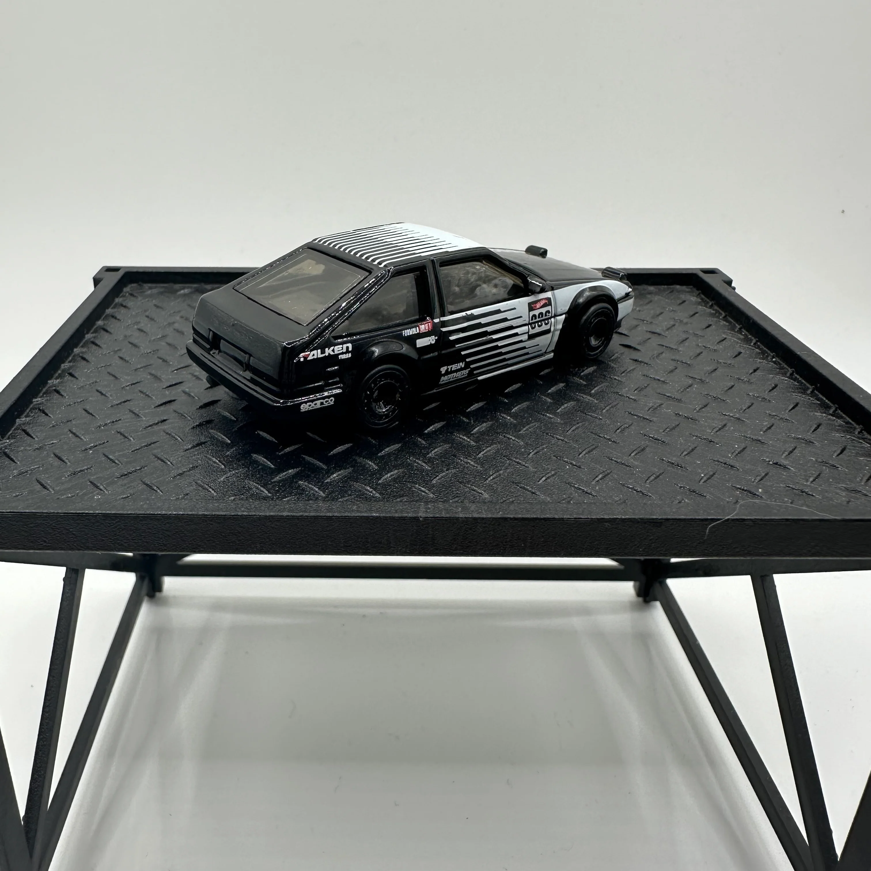 Loose Falken Black Toyota AE86 Sprinter Trueno (wheels swapped) - Image 2