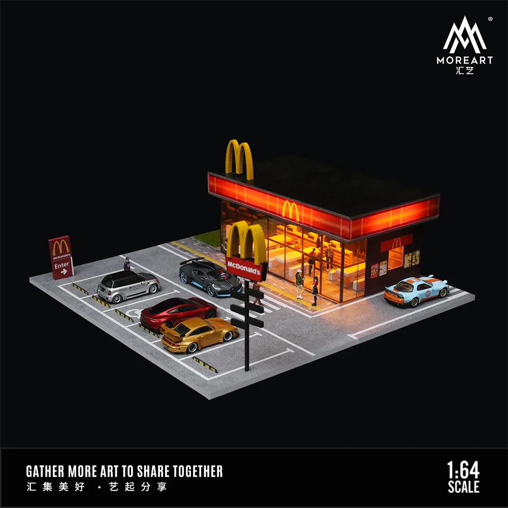 McDonald's Restaurant Parking Lot Scene w/LED Lights - Morearts 1:64 - Image 2