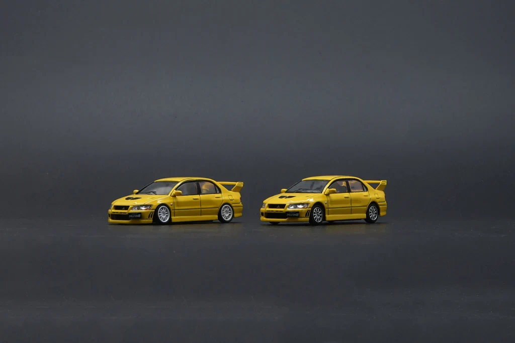 MITSUBISHI LANCER EVO VII (7)(YELLOW) BM CREATIONS 1:64 - Image 4