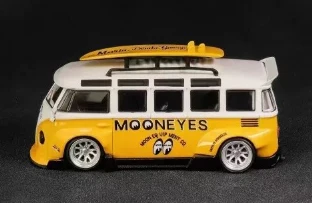 Mooneyes Volkswagen T1 Kombi 1:64 Scale Lang Feng - Image 2