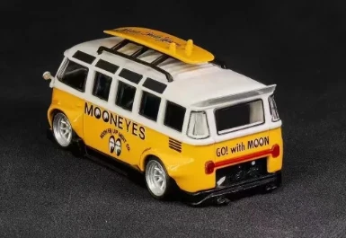 Mooneyes Volkswagen T1 Kombi 1:64 Scale Lang Feng - Image 3