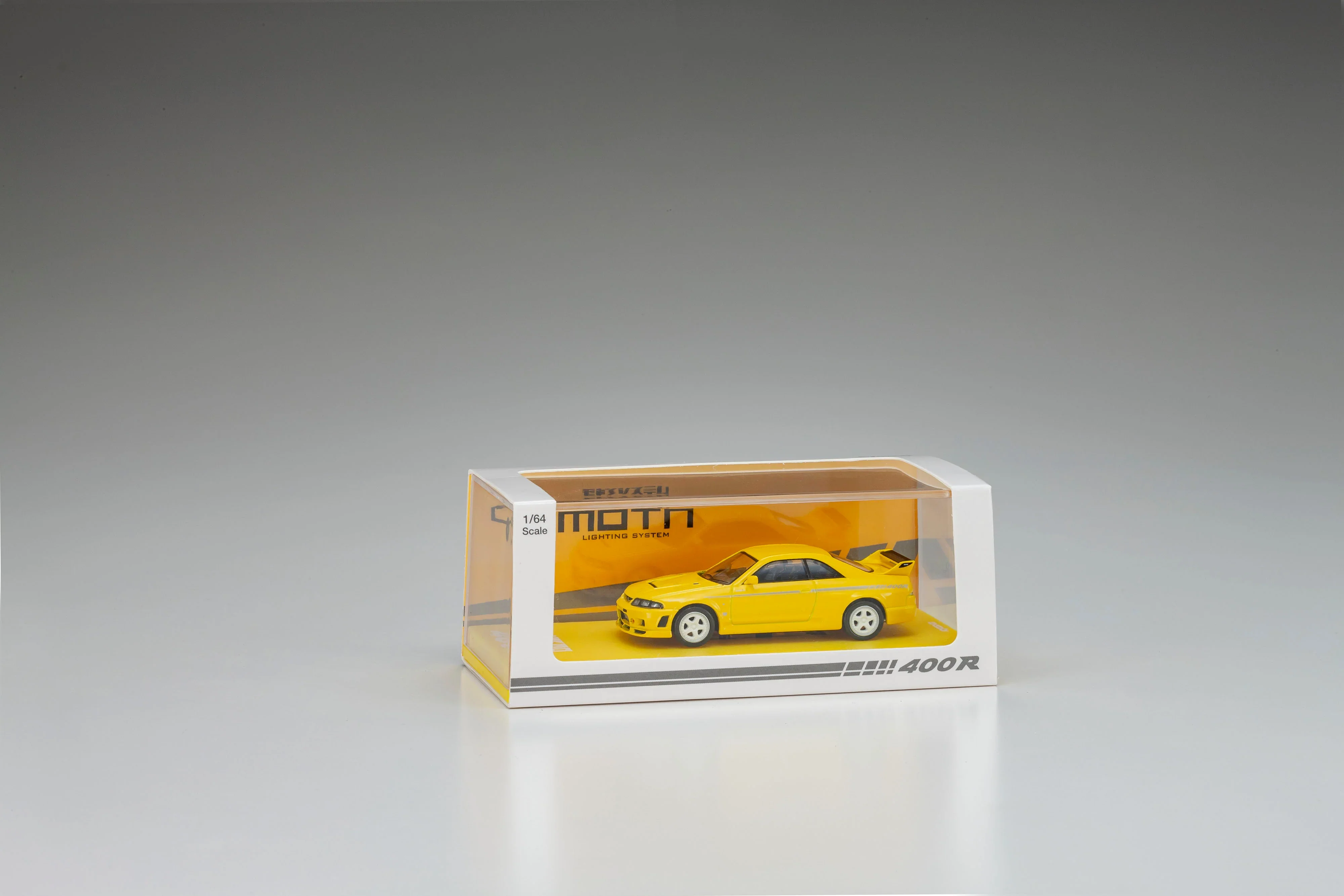 Nismo Nissan R33 400R (Yellow) - Kyosho 1:64 (MOTN LED Compatible) - Image 4