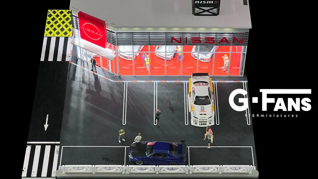 NISSAN DEALERSHIP DIORAMA G-FANS 1:64 - Image 6