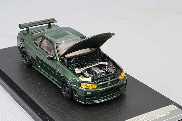 NISSAN GT-R (R34) NISMO CRS DARK GREEN - MOTORHELIX 1:64 - Image 2