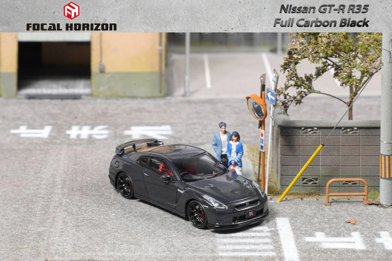 Nissan GT-R R35 Full Carbon Black - Focal Horizon LIMITED TO 999pcs - Image 4