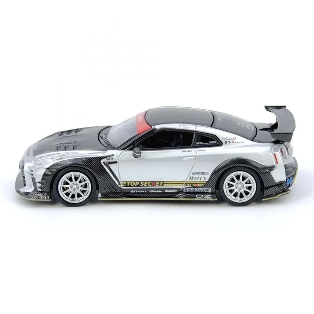 NISSAN GT-R (R35) TOP SECRET (SILVER/CARBON) TAS HK EXPO INNO64 - Image 4