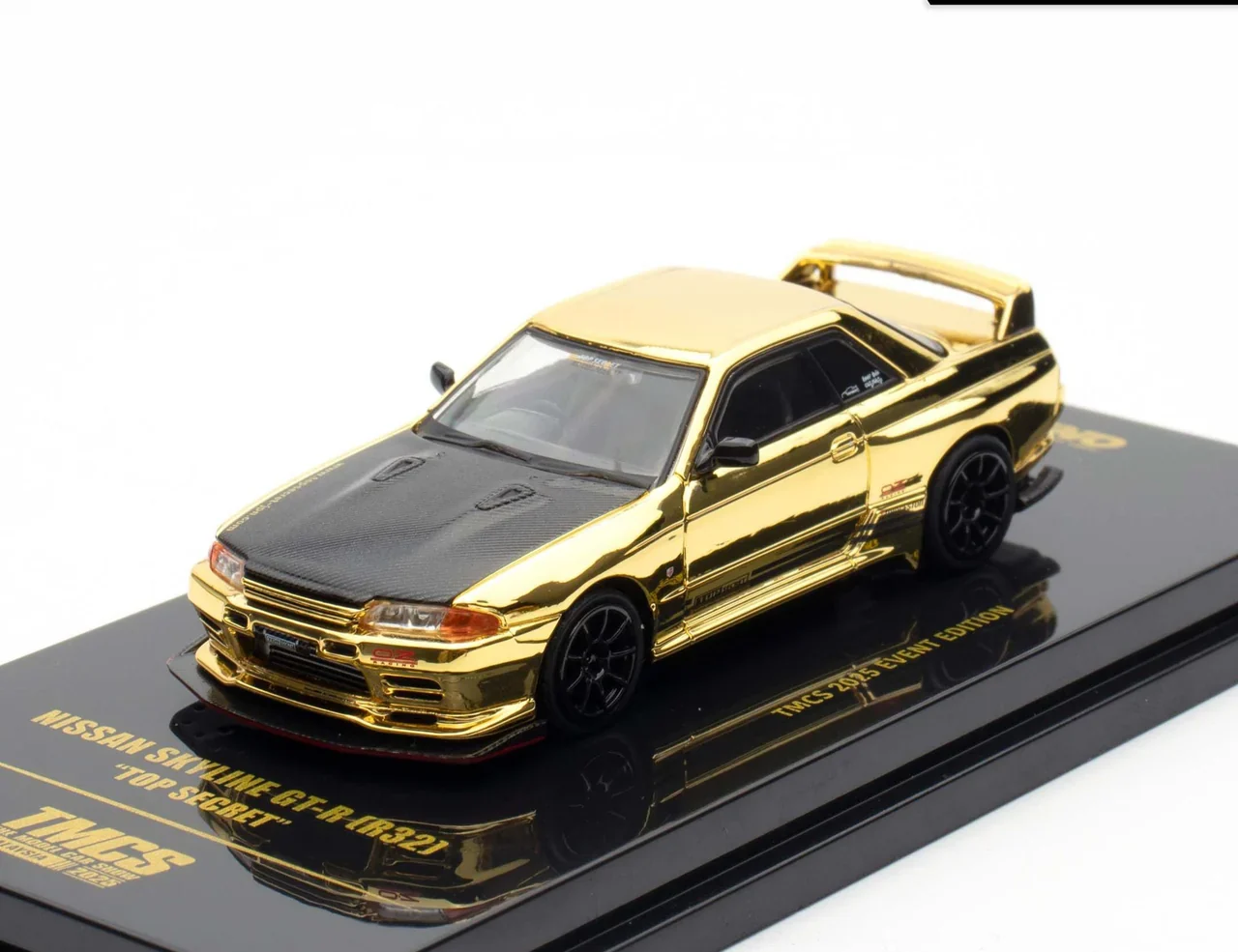 Nissan Skyline GT-R (R32) "Top Secret" Chrome Gold TMCS 2025 Exclusive - INNO64 1:64 - Image 4