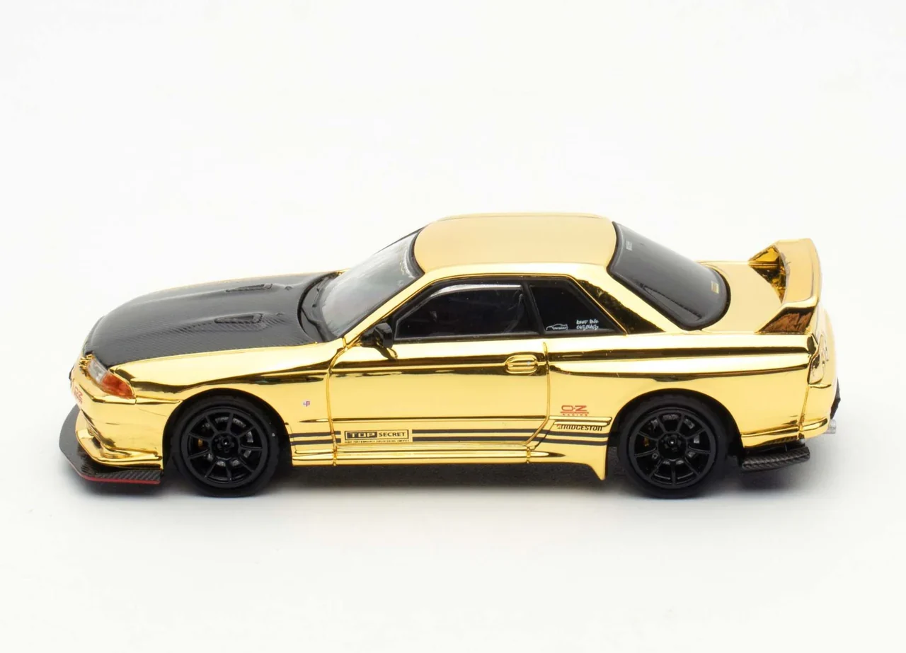 Nissan Skyline GT-R (R32) "Top Secret" Chrome Gold TMCS 2025 Exclusive - INNO64 1:64 - Image 6
