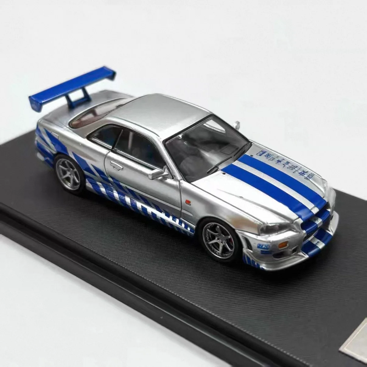 Nissan Skyline GT-R R34 Brian O’Conner FAST & FURIOUS 1:64 - Image 3