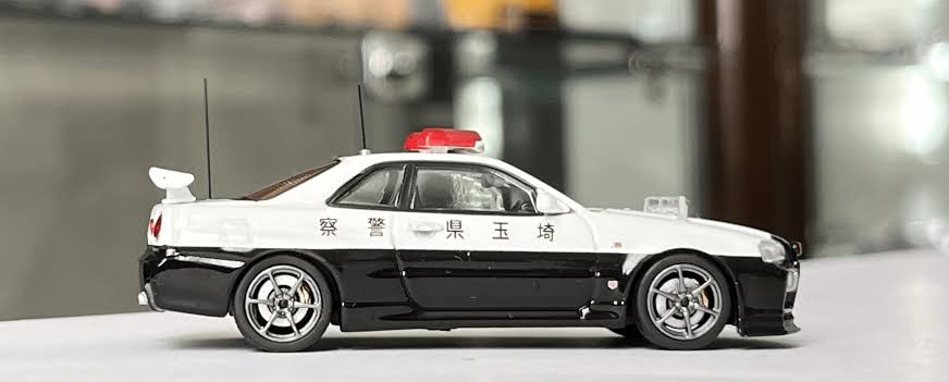 NISSAN SKYLINE GT-R (R34) Japanese Police Car INNO64 - Image 5