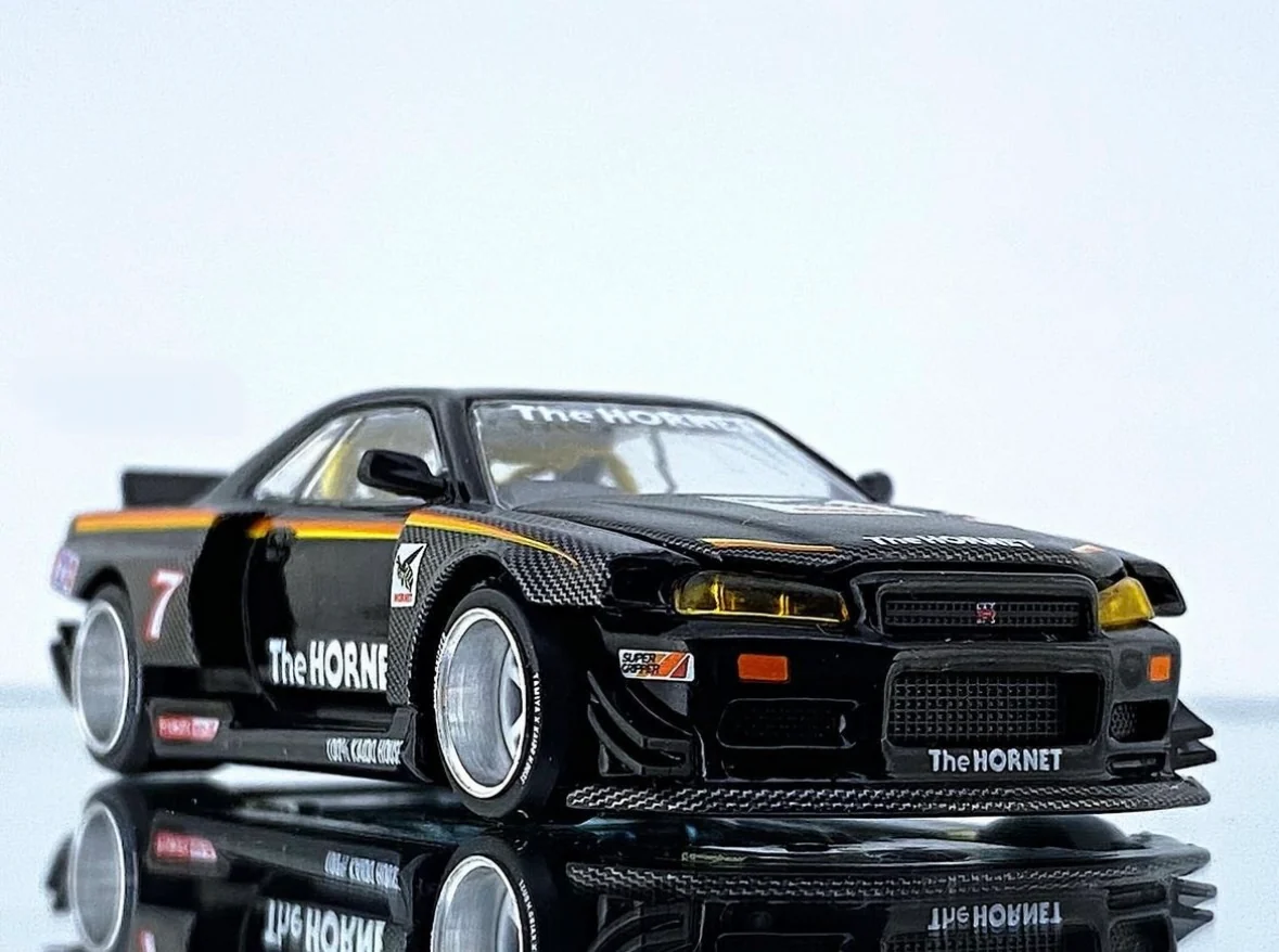 Nissan Skyline GT-R R34 The Hornet TAMIYA Kaido house x MiniGT 1:64 - Image 6