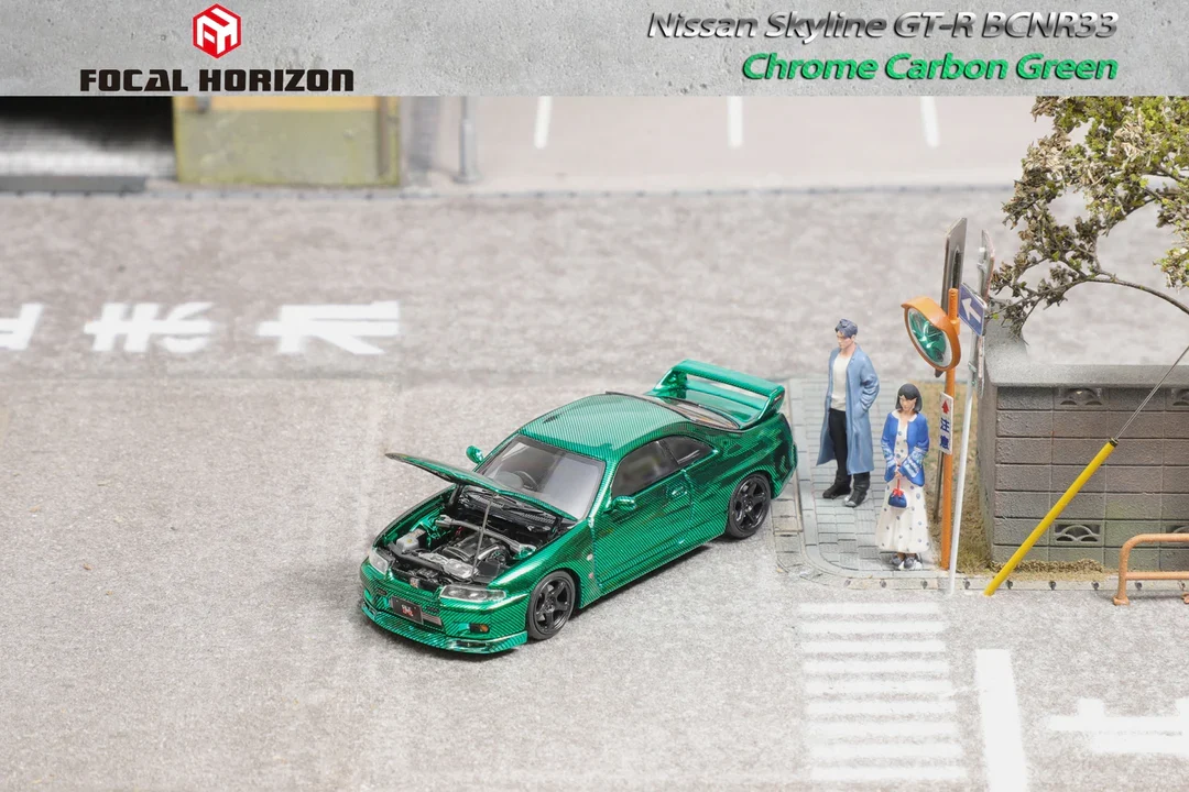 NISSAN SKYLINE GTR R33 (BCNR33) CHROME CARBON GREEN - FOCAL HORIZON LIMITED TO 699pcs