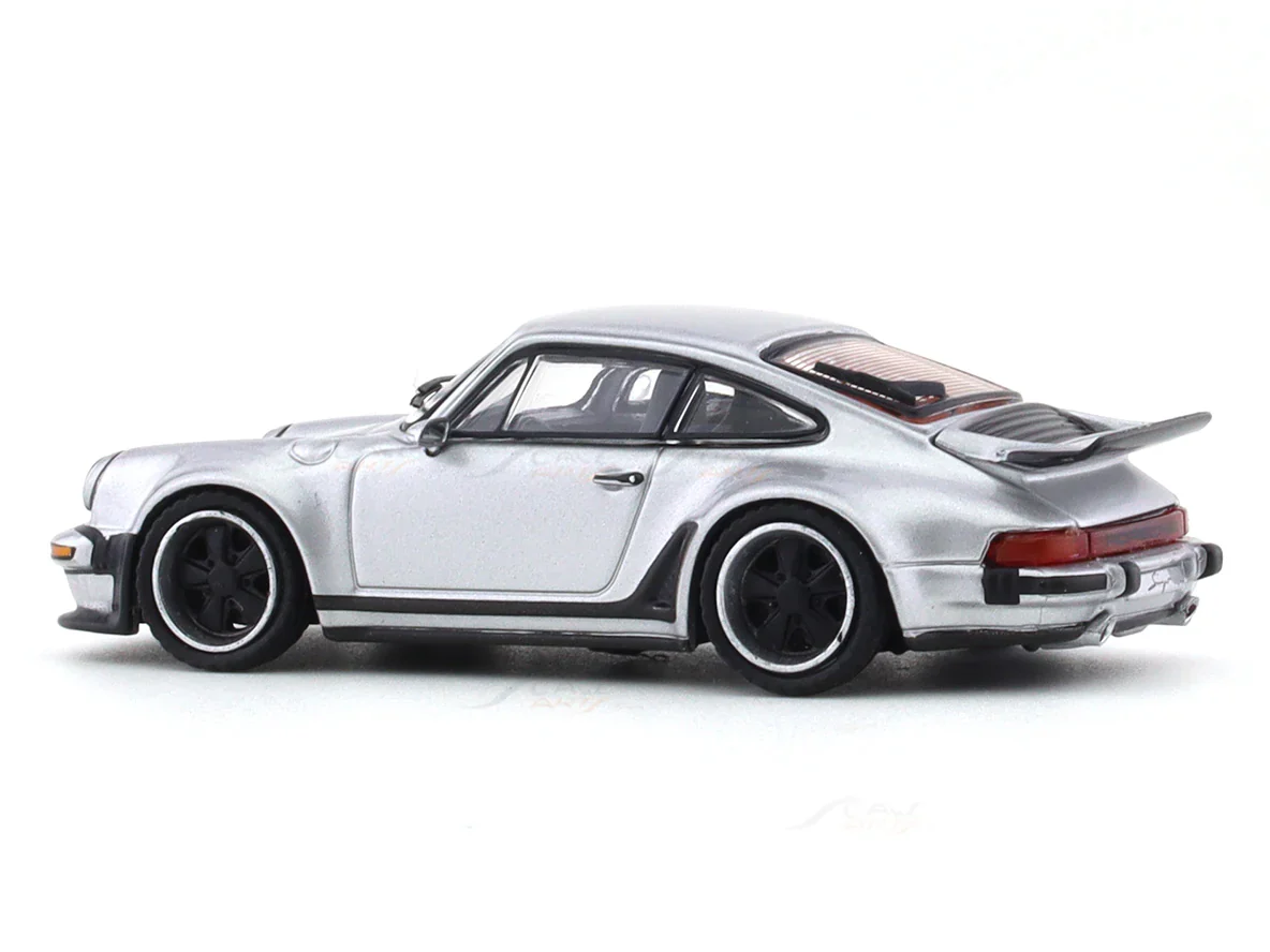 Porsche 911 964 Singer Silver 1:64 Rhino Model - Image 3