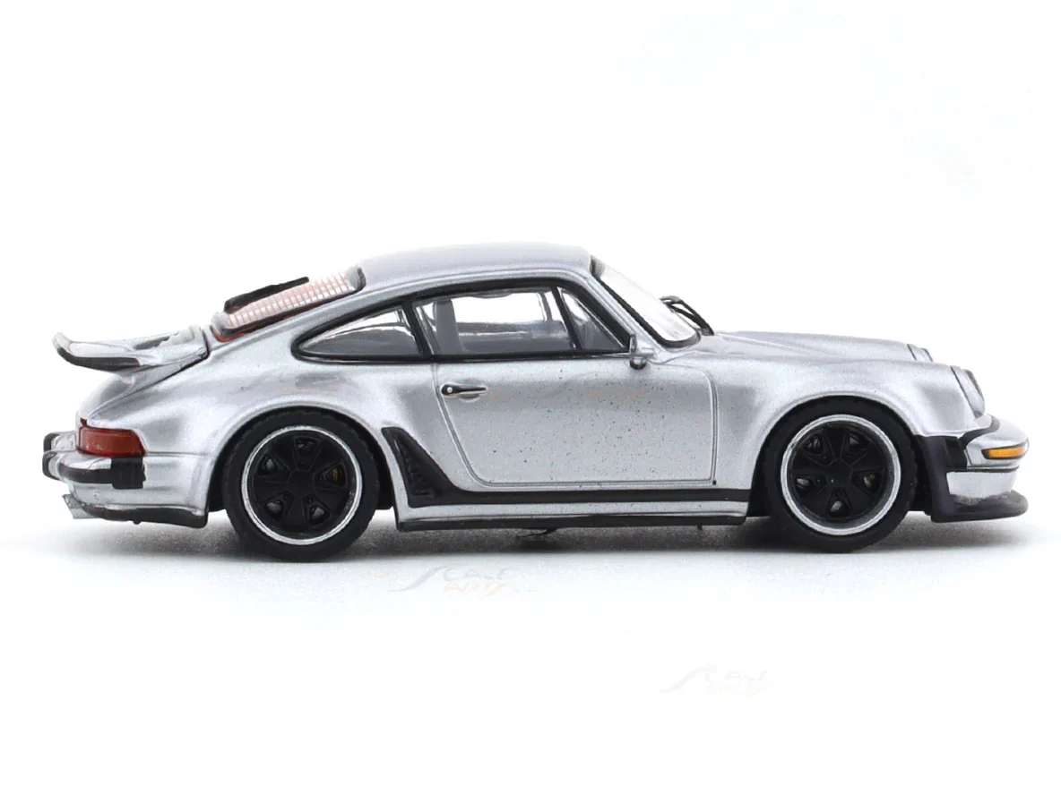 Porsche 911 964 Singer Silver 1:64 Rhino Model - Image 5