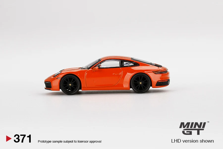 Porsche 911 (992) Carrera 4S Lava Orange 1:64 Scale - Image 4