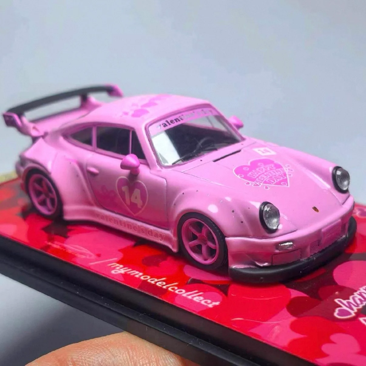 Porsche Rwb 911 930 Valentine's Day Version Gift Mm1:64 - Image 4