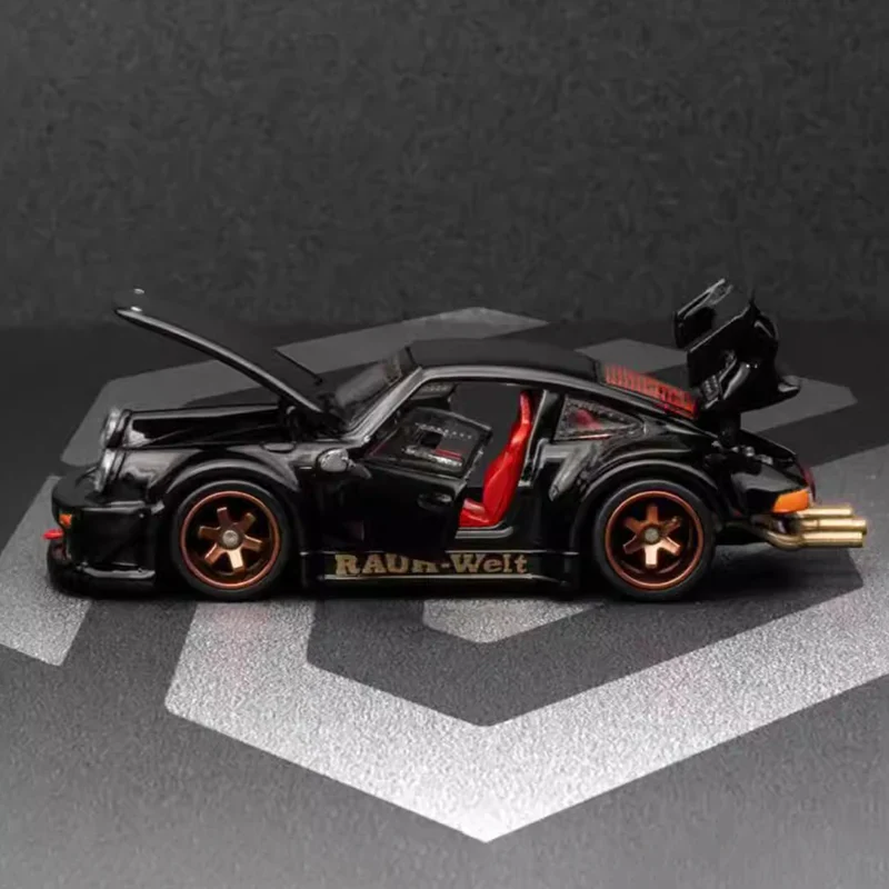 Porsche RWB 964 (911) Diecast Model 1:64 Functional Parts - Image 4