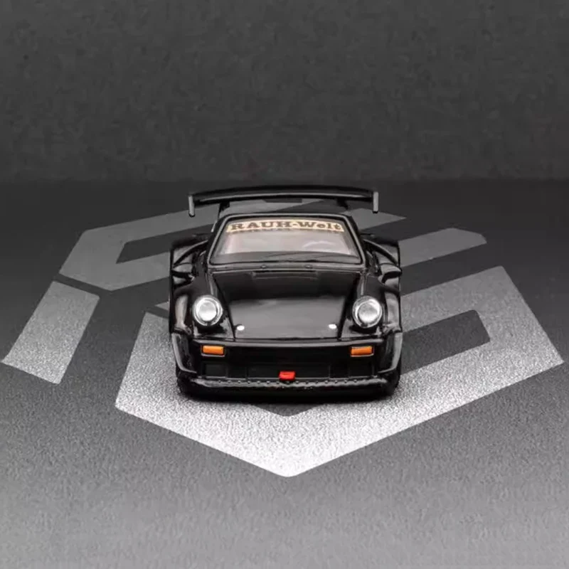 Porsche RWB 964 (911) Diecast Model 1:64 Functional Parts - Image 6
