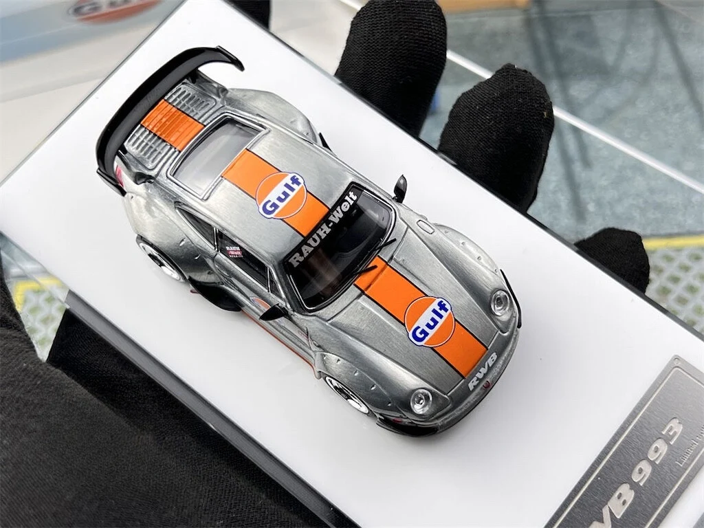 Porsche RWB 993 GT Silver Gulf - LIMITED TO 999pcs FS 1:64 - Image 3