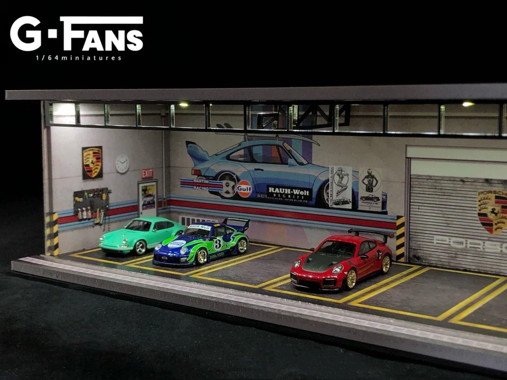 PORSCHE RWB GARAGE DIORAMA DISPLAY WITH LEDS 1:64 Scale - Image 3