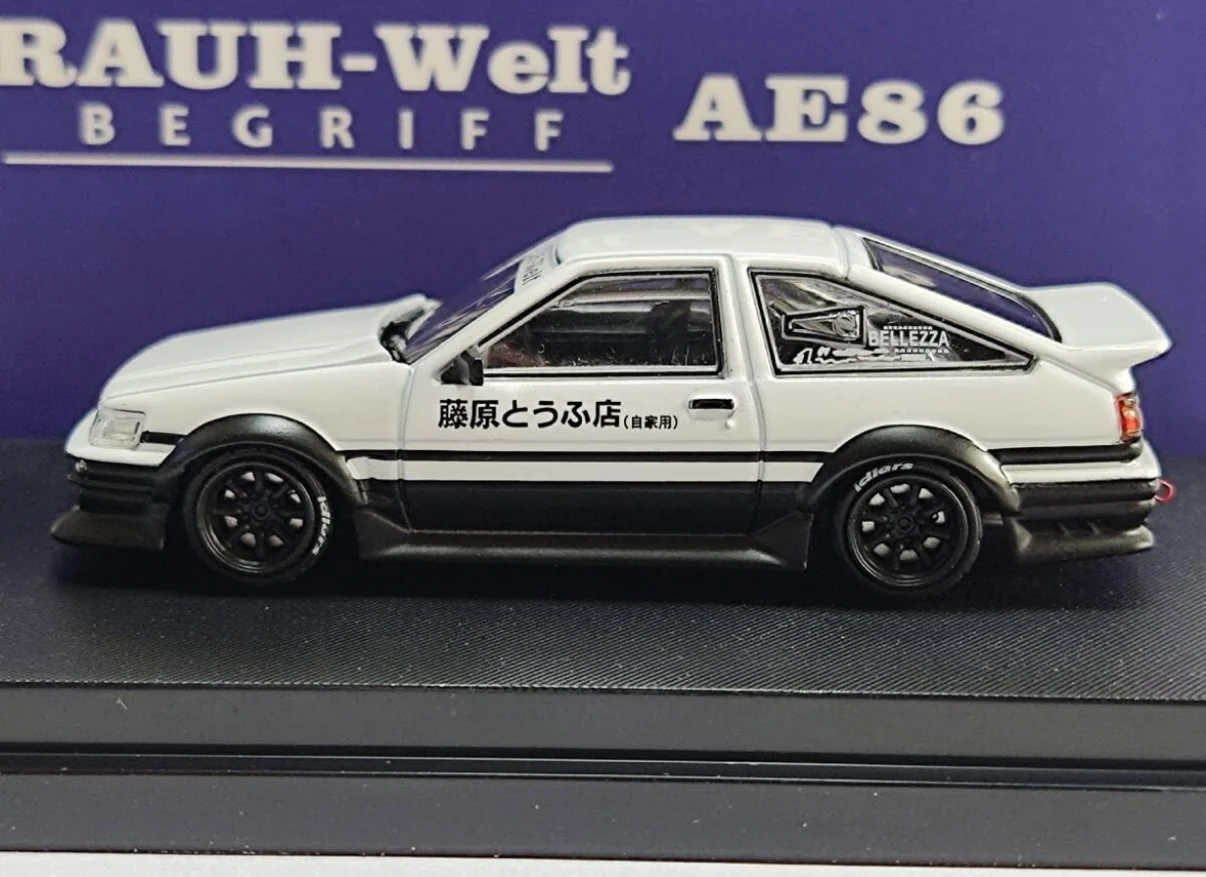 RWB AE86 Fujiwara Livery White Black LIMITED 499pcs - Image 2