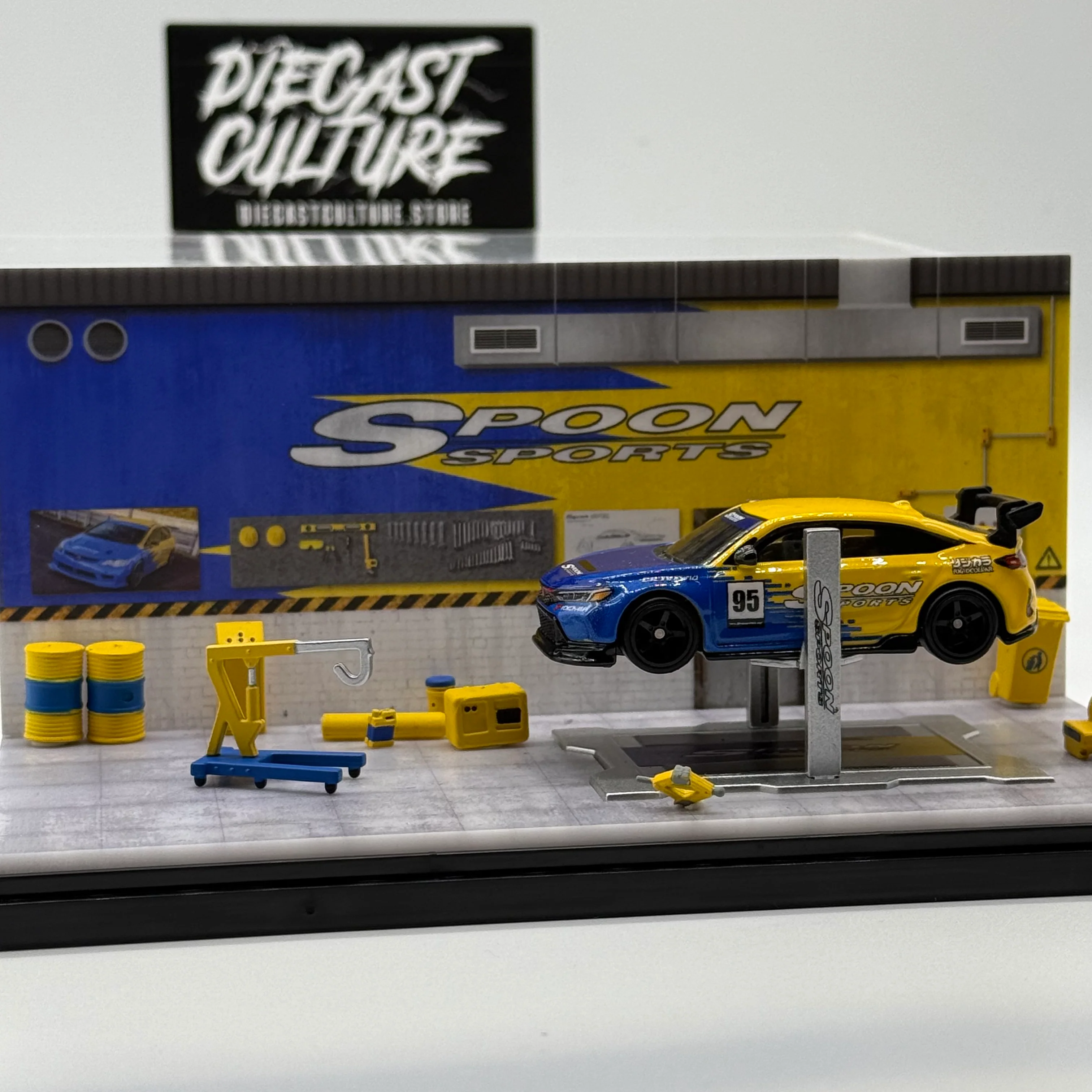 Spoon Sport Diorama Bundle w/ Honda Civic Premium Hotwheels - Image 2