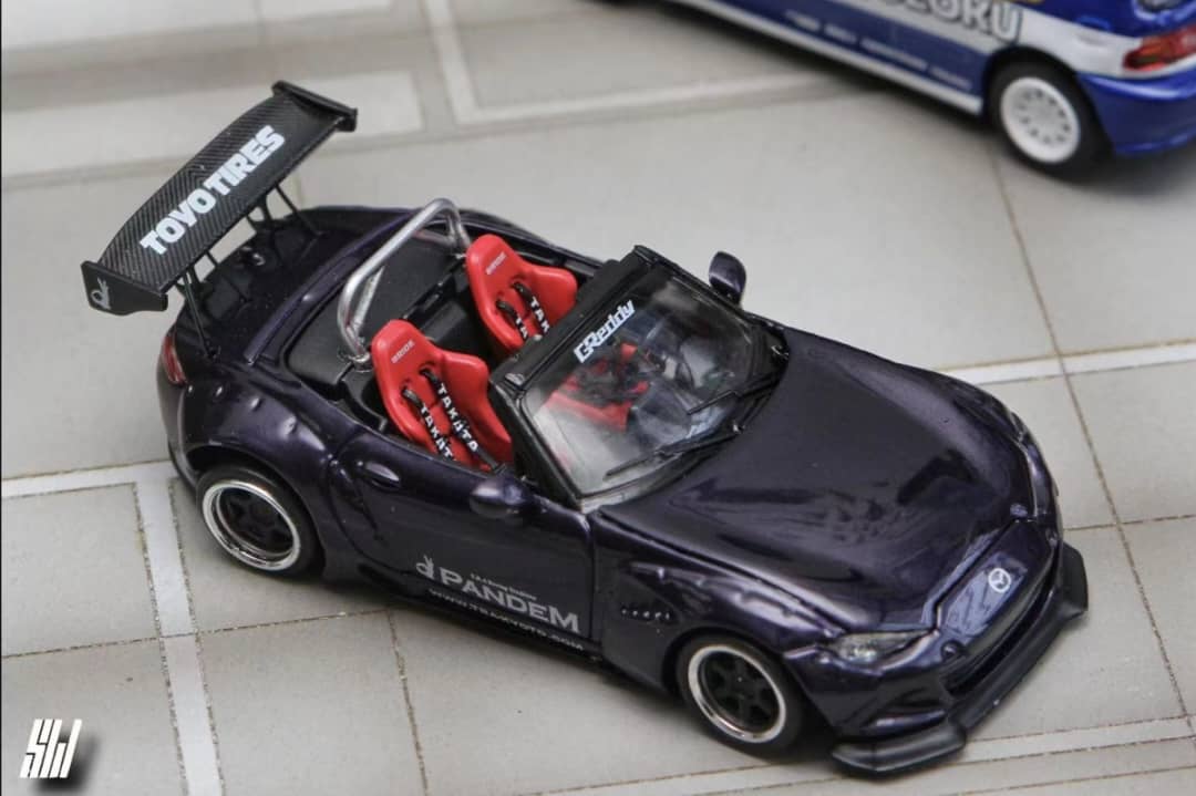 Street Weapon Mazda MX-5 Roadster Pandem Rocket Bunny 1:64 Scale Ghost Player - Image 3
