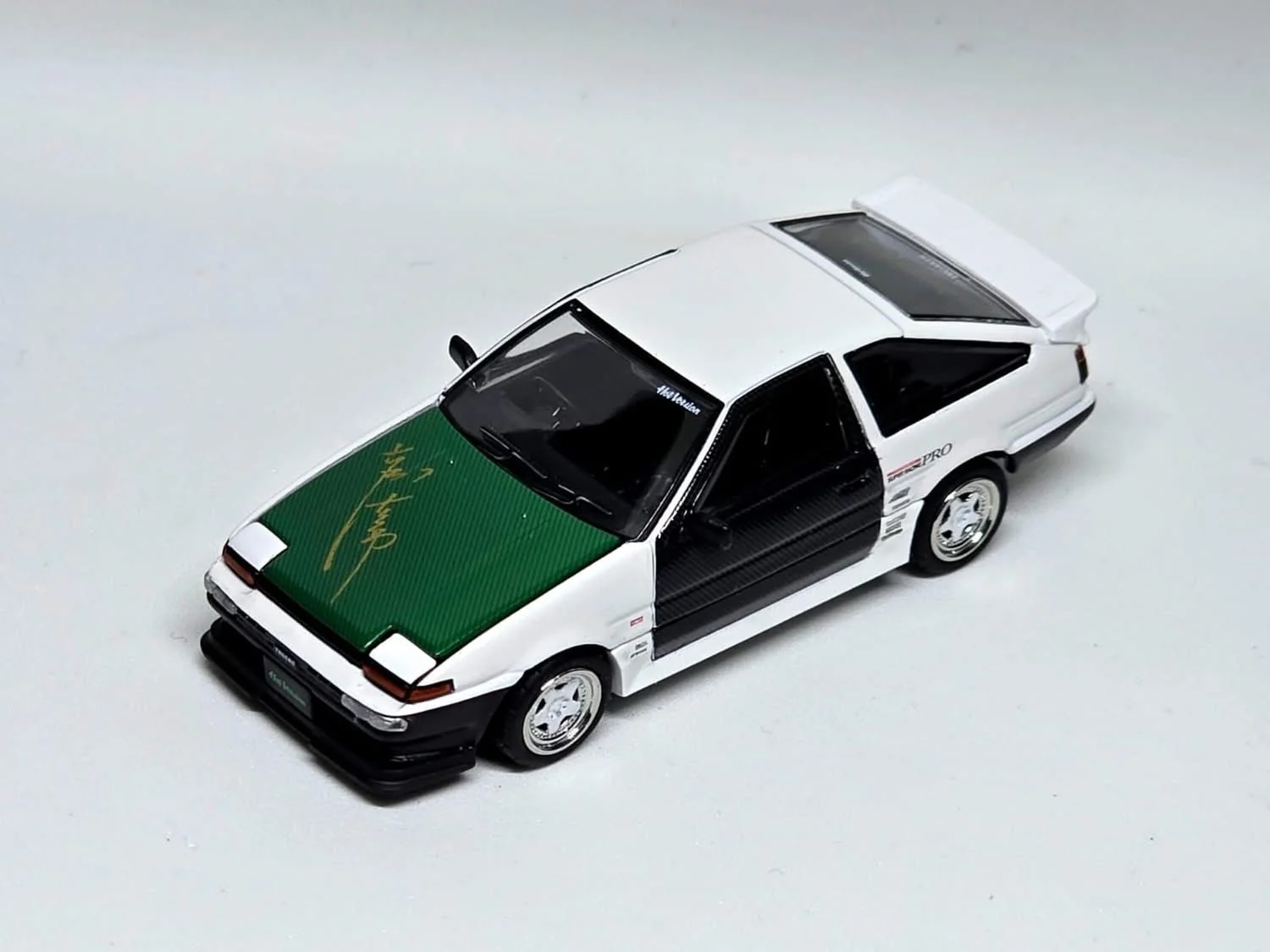 Toyota SPRINTER TRUENO DRIFT KING AE86 Street Hong Kong Toycar Salon 2025 (Blister Packaging)- Hobby JAPAN 1:64 - Image 4